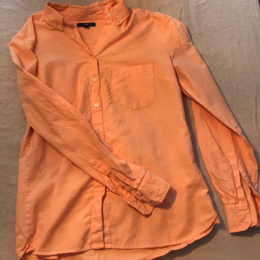 Gap peach button down